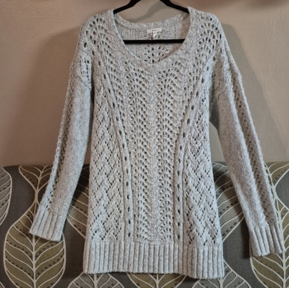 ❤️‍🔥Maurices Large Thick Cable Knit Cotton Light Gray Sweater